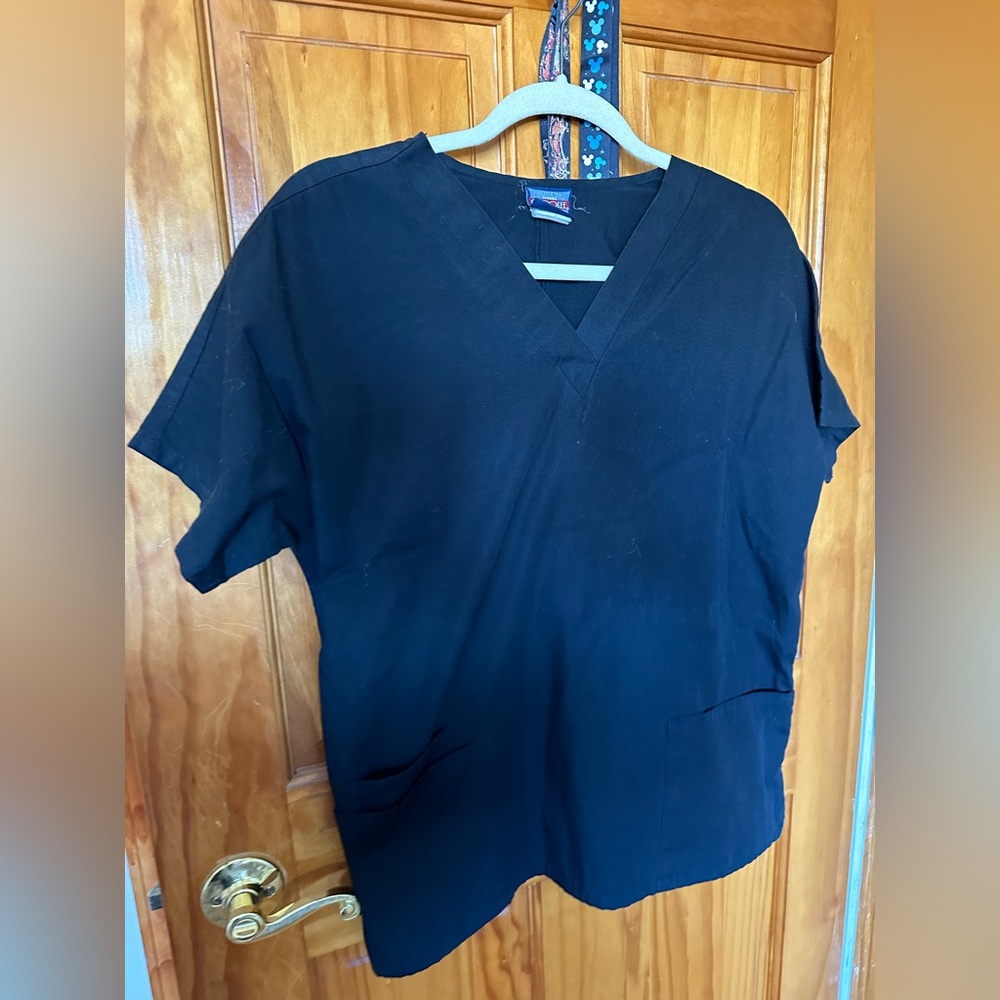 Mens Cherokee Black Shirt Size Small